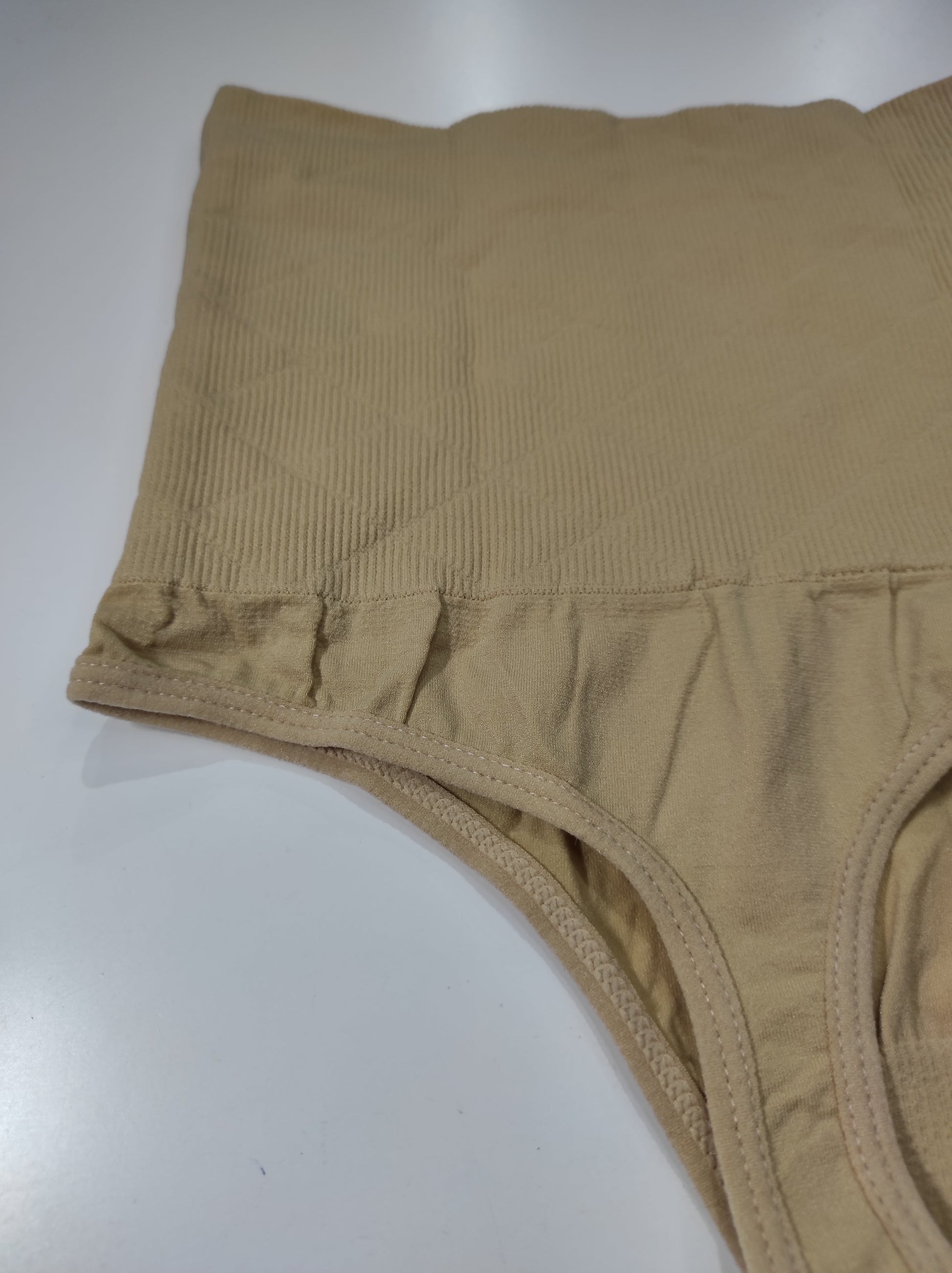 Tanga moldeadora de cadera beige L/XL - additional image 14